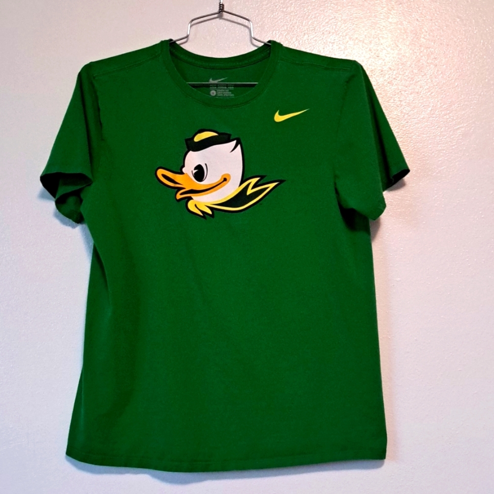 Nike Oregon Ducks Tree Shirt large green